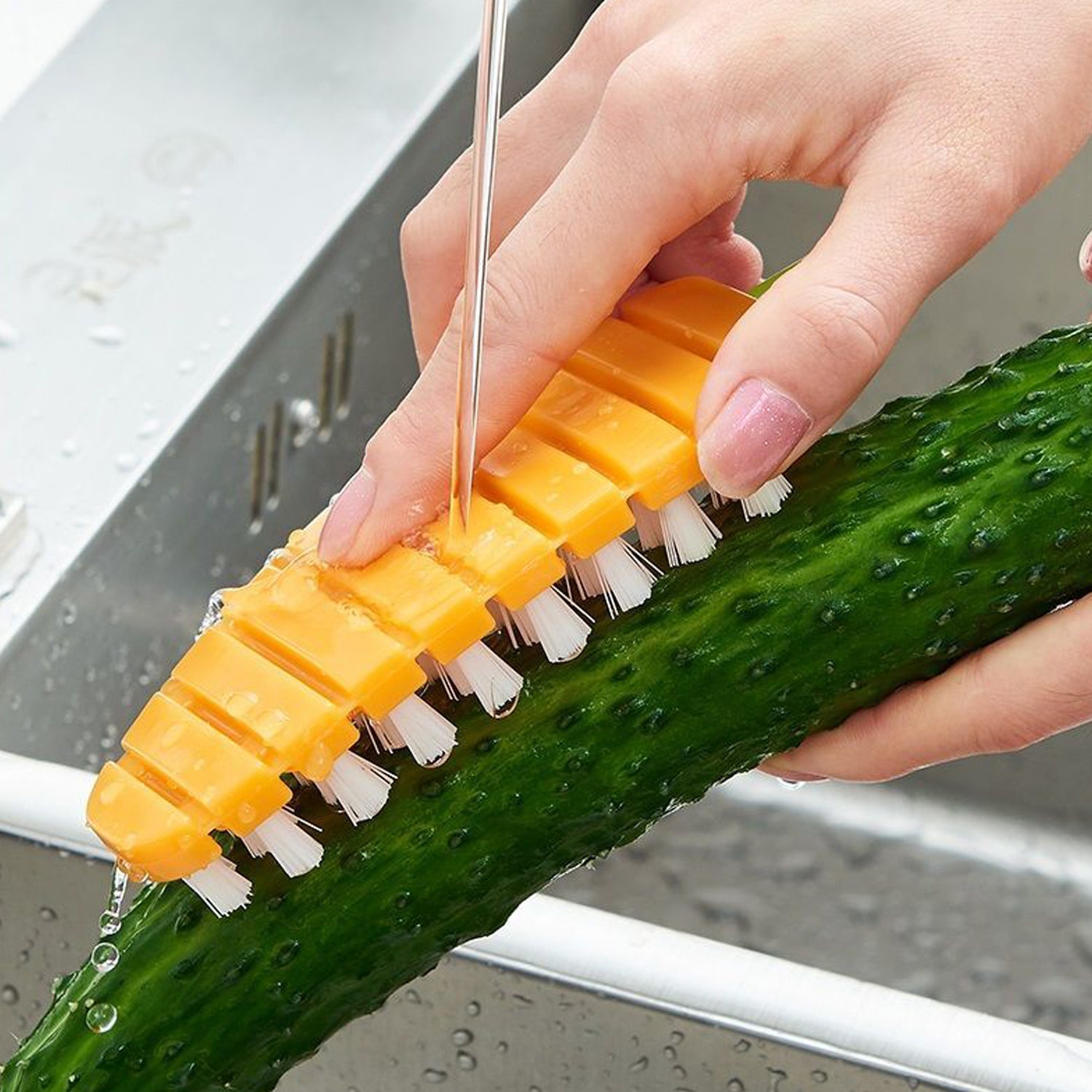 2950 Vegetable Scrubbing Brush, Vegetable Scrubber Non‑Toxic Fruit Brush Carrot Shape Vegetable Brush for Potato for Vegetable DeoDap 2950 Vegetable Scrubbing Brush, Vegetable Scrubber Non‑Toxic Fruit Brush Carrot Shape Vegetable Brush for Potato for Vegetable DeoDap